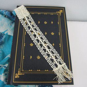 Vintage Maltese Bobbin Lace Bookmark